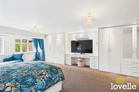 4 bedroom Detached house for sale in North Moor Lane, Cottingham, East Riding of Yorkshire, HU16