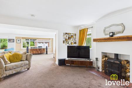 4 bedroom Detached house for sale in North Moor Lane, Cottingham, East Riding of Yorkshire, HU16