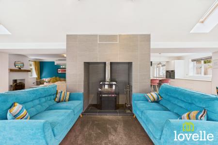 4 bedroom Detached house for sale in North Moor Lane, Cottingham, East Riding of Yorkshire, HU16