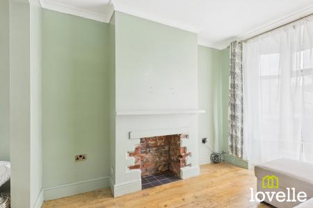 2 bedroom Terraced House for sale in Victoria Street, Hessle, East Riding of Yorkshire, HU13