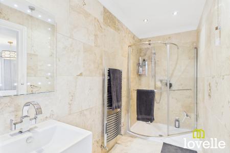 4 bedroom Detached house for sale in New Village Road, Cottingham, East Riding of Yorkshire, HU16