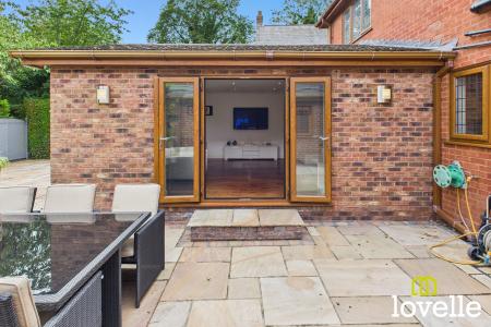 4 bedroom Detached house for sale in New Village Road, Cottingham, East Riding of Yorkshire, HU16