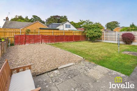 2 bedroom Bungalow for sale in Canada Drive, Cottingham, East Riding of Yorkshire, HU16