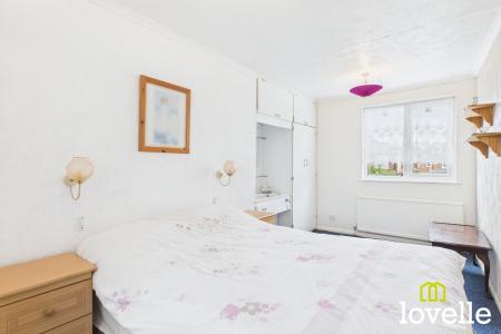 4 bedroom Semi-detached house for sale in Kingtree Avenue, Cottingham, East Riding of Yorkshire, HU16