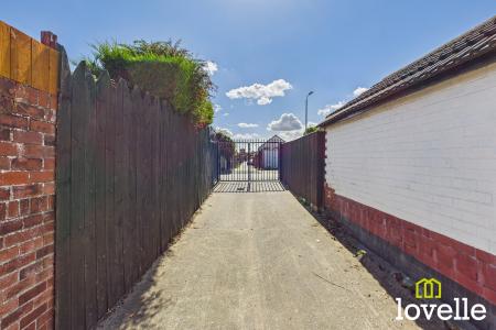 3 bedroom Terraced House for sale in Westfield Road, Kingston upon Hull, HU4