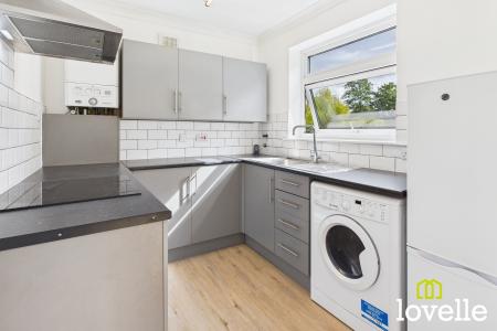2 bedroom Flat for sale in Greendale Court, Cottingham, East Riding of Yorkshire, HU16