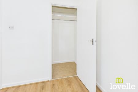 2 bedroom Flat for sale in Greendale Court, Cottingham, East Riding of Yorkshire, HU16