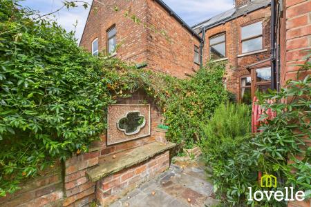 3 bedroom Terraced House for sale in Marlborough Avenue, Kingston upon Hull, HU5