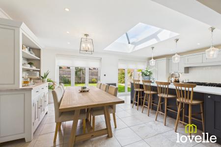 4 bedroom Detached house for sale in Cherry Avenue, Hessle, East Riding of Yorkshire, HU13