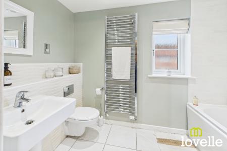 4 bedroom Detached house for sale in Cherry Avenue, Hessle, East Riding of Yorkshire, HU13