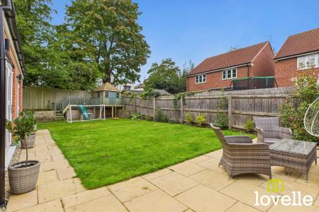 4 bedroom Detached house for sale in Cherry Avenue, Hessle, East Riding of Yorkshire, HU13