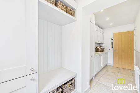 4 bedroom Detached house for sale in Cherry Avenue, Hessle, East Riding of Yorkshire, HU13