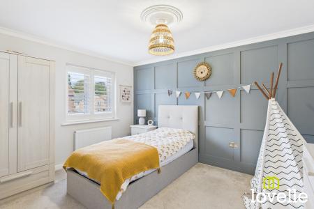 4 bedroom Detached house for sale in Cherry Avenue, Hessle, East Riding of Yorkshire, HU13