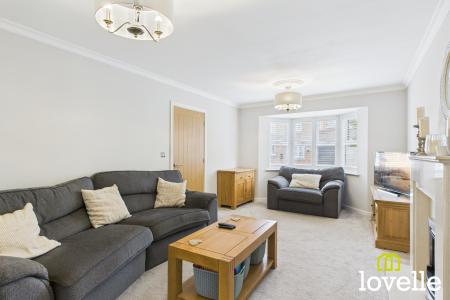 4 bedroom Detached house for sale in Cherry Avenue, Hessle, East Riding of Yorkshire, HU13