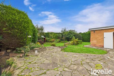 3 bedroom Detached bungalow for sale in Brantingham Close, Cottingham, East Riding of Yorkshire, HU16