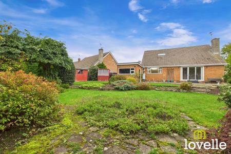 3 bedroom Detached bungalow for sale in Brantingham Close, Cottingham, East Riding of Yorkshire, HU16