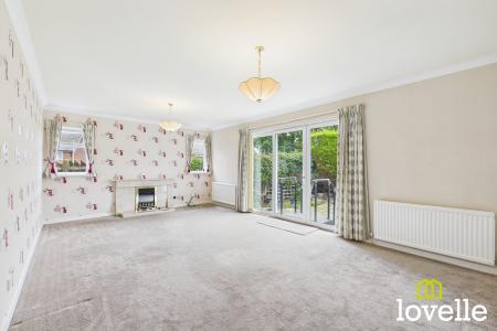 3 bedroom Detached bungalow for sale in Brantingham Close, Cottingham, East Riding of Yorkshire, HU16