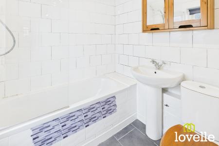 2 bedroom Terraced House for sale in Cornwall Street, Cottingham, East Riding of Yorkshire, HU16
