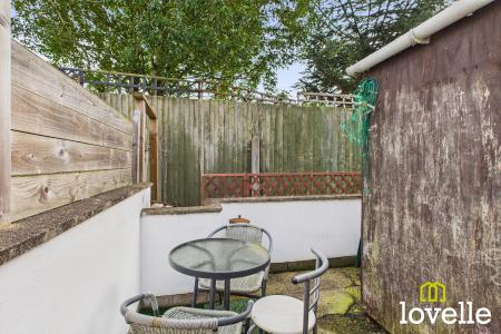 2 bedroom Terraced House for sale in Cornwall Street, Cottingham, East Riding of Yorkshire, HU16