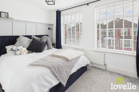 2 bedroom Semi-detached house for sale in Bon Accord Road, Hessle, East Riding of Yorkshire, HU13