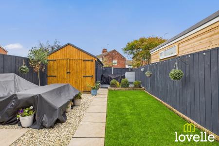 2 bedroom Semi-detached house for sale in Bon Accord Road, Hessle, East Riding of Yorkshire, HU13