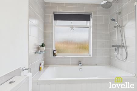 2 bedroom Semi-detached house for sale in Bon Accord Road, Hessle, East Riding of Yorkshire, HU13