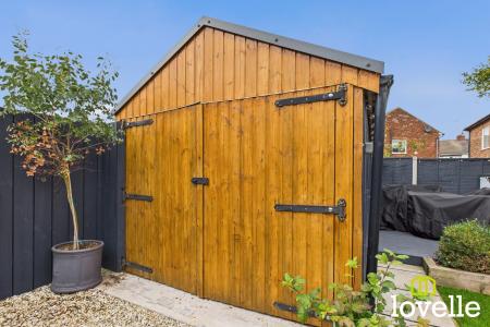 2 bedroom Semi-detached house for sale in Bon Accord Road, Hessle, East Riding of Yorkshire, HU13