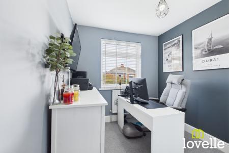 2 bedroom Semi-detached house for sale in Bon Accord Road, Hessle, East Riding of Yorkshire, HU13