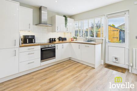 2 bedroom Semi-detached house for sale in Bon Accord Road, Hessle, East Riding of Yorkshire, HU13