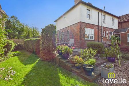 4 bedroom Detached house for sale in North Moor Lane, Cottingham, East Riding of Yorkshire, HU16