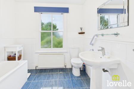 4 bedroom Detached house for sale in North Moor Lane, Cottingham, East Riding of Yorkshire, HU16