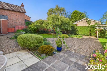 4 bedroom Detached house for sale in North Moor Lane, Cottingham, East Riding of Yorkshire, HU16