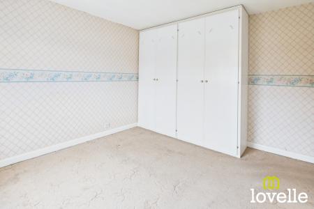 3 bedroom Semi-detached house for sale in Oakdale Avenue, Willerby, East Riding of Yorkshire, HU10