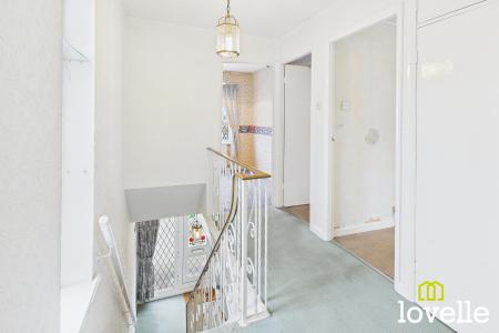 3 bedroom Semi-detached house for sale in Oakdale Avenue, Willerby, East Riding of Yorkshire, HU10