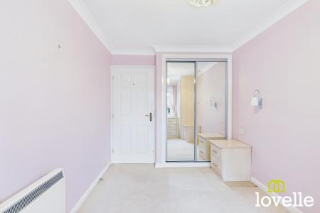 1 bedroom Flat for sale in Shardeloes Court Kingtree Avenue, Cottingham, East Riding of Yorkshire, HU16
