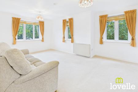 1 bedroom Flat for sale in Shardeloes Court Kingtree Avenue, Cottingham, East Riding of Yorkshire, HU16