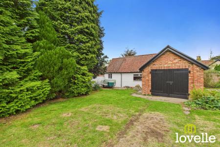 4 bedroom Character Property for sale in Church Hill, South Cave, East Riding of Yorkshire, HU15