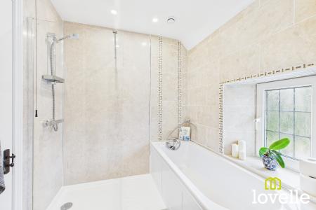 4 bedroom Character Property for sale in Church Hill, South Cave, East Riding of Yorkshire, HU15