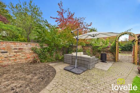 4 bedroom Character Property for sale in Church Hill, South Cave, East Riding of Yorkshire, HU15