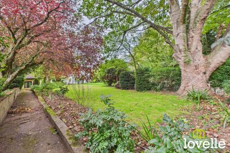 4 bedroom Character Property for sale in Church Hill, South Cave, East Riding of Yorkshire, HU15