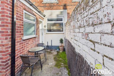2 bedroom Terraced House for sale in Premier Grove, Kingston upon Hull, HU5