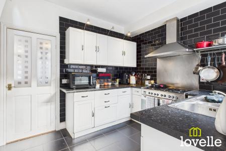 2 bedroom Terraced House for sale in Premier Grove, Kingston upon Hull, HU5