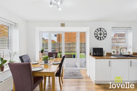 3 bedroom Semi-detached house for sale in Simpson Avenue, Kingston upon Hull, HU8