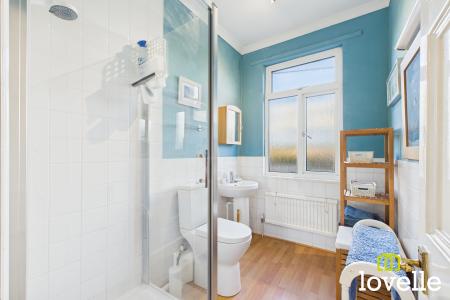 3 bedroom Semi-detached house for sale in New Village Road, Cottingham, HU16