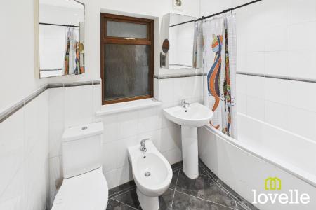 3 bedroom Terraced House for sale in Marlborough Avenue, Kingston upon Hull, HU5