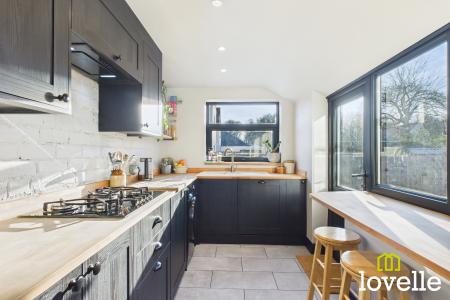 3 bedroom Terraced House for sale in New Village Road, Cottingham, East Riding of Yorkshire, HU16