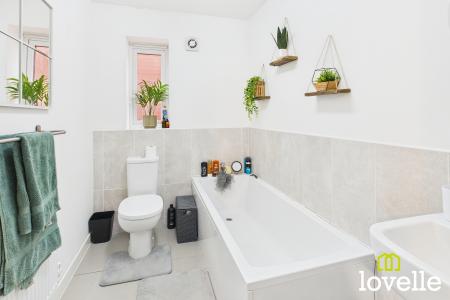 4 bedroom Detached house for sale in Hodgson Close, Cottingham, East Riding of Yorkshire, HU16