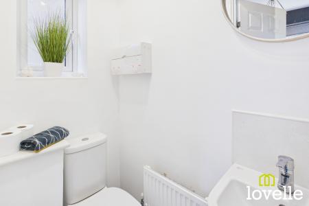 4 bedroom Detached house for sale in Hodgson Close, Cottingham, East Riding of Yorkshire, HU16