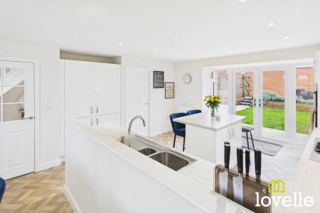 4 bedroom Detached house for sale in Radcliffe Grove, Cottingham, HU16