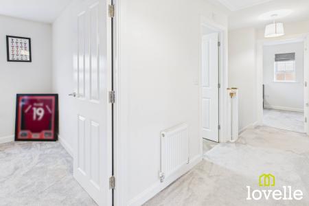 4 bedroom Detached house for sale in Radcliffe Grove, Cottingham, HU16